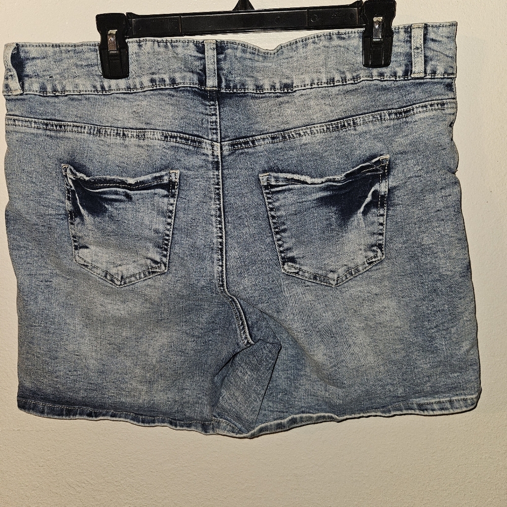 Copper Flash Womans Mid Rise Jean Shorts Size 16 - Picture 7 of 15